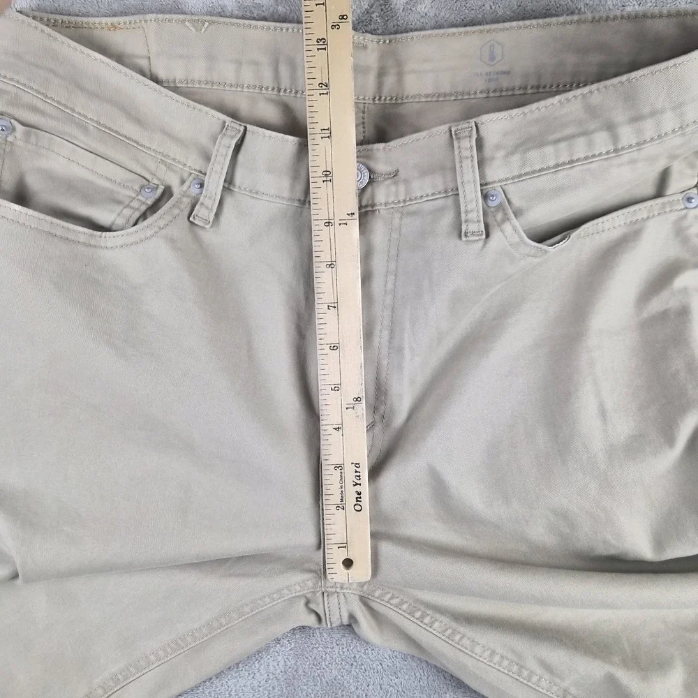 Levis 541 Mens 36x34 Khaki Beige Stretch Athletic Tapered All Seasons Tech Pants